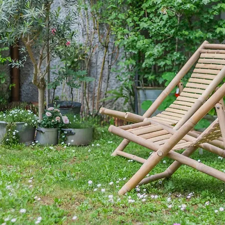 Semesterbostad Garden House
